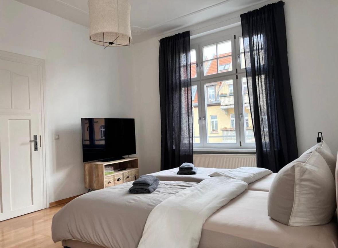 Feine In Der Suedstadt Von Mit Kostenlosen Stellplatz & Flasche Wein Zur Begruessung * Erfurt