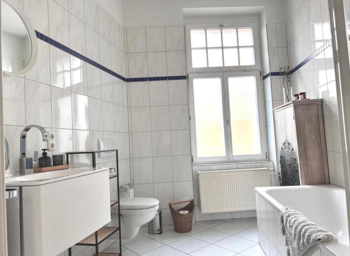 Apartment Feine In Der Suedstadt Von Mit Kostenlosen Stellplatz & Flasche Wein Zur Begruessung *